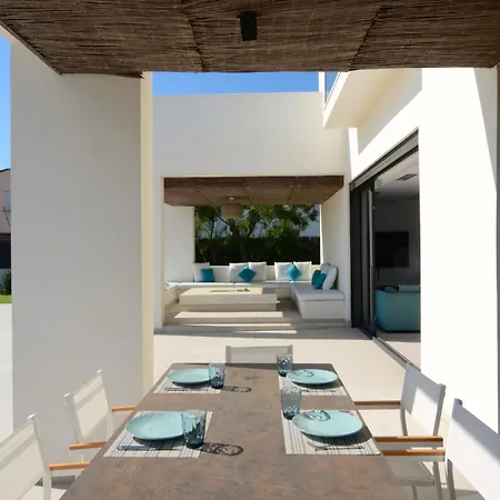 Villa Pinell *
