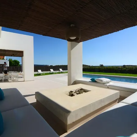 Pinell Villa *
